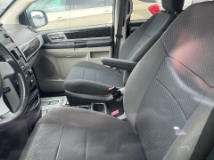 Used 2010  Dodge Grand Caravan 4d Wagon SXT 3.8L at Maxx Loans near St. Adrian, MI