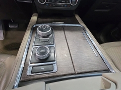 Used 2019  Ford Expedition 4d SUV 4WD Limited at Maxx Loans near St&period; Adrian&comma; MI