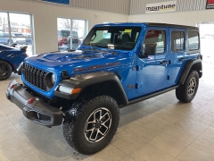 Used 2024  Jeep Wrangler Rubicon 4 Door 4x4 at Maxx Loans near St&period; Adrian&comma; MI
