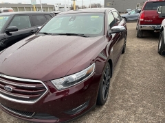 Used 2019  Ford Taurus 4d Sedan AWD Limited at Maxx Loans near St&period; Adrian&comma; MI