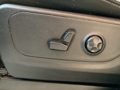 Used 2020 Ram 1500 Big Horn 4x4 Crew Cab 5'7" Box at Suburban Ford of Sterling Heights near Sterling Heights, MI