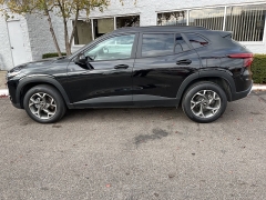 Used 2025  Chevrolet Trax FWD 4dr LT at Maxx Loans near St. Adrian, MI