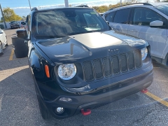 Used 2023  Jeep Renegade Trailhawk 4x4 at Maxx Loans near St. Adrian, MI
