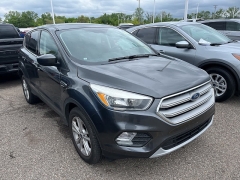 Used 2019 Ford Escape 4d SUV 4WD SE at Maxx Loans near ,
