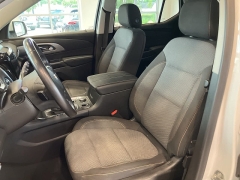 Used 2021 Chevrolet Traverse AWD 4dr LT Cloth w/1LT at Maxx Loans near St. Adrian, MI