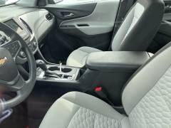 Used 2019 Chevrolet Equinox 4d SUV AWD LS at Maxx Loans near ,