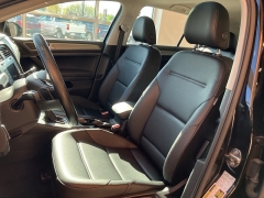 Used 2017 Volkswagen Golf 1.8T 4-Door Auto at Suburban Ford of Sterling Heights near Sterling Heights, MI