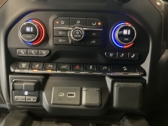 Used 2020  Chevrolet Silverado 2500HD 4WD Crew Cab High Country at Maxx Loans near St&period; Adrian&comma; MI