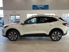 Used 2024  Ford Escape Platinum AWD at Maxx Loans near St&period; Adrian&comma; MI