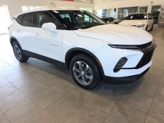Used 2025  Chevrolet Blazer AWD 4dr LT w&sol;2LT at Maxx Loans near St&period; Adrian&comma; MI