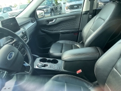 Used 2022 Ford Escape Titanium AWD at Maxx Loans near St. Adrian, MI