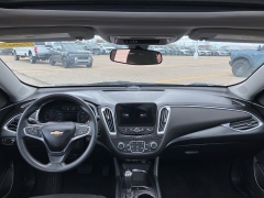 Used 2020 Chevrolet Malibu 4d Sedan LT at Maxx Loans near ,