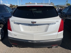 Used 2017 Cadillac XT5 4d SUV AWD Luxury at Suburban Ford of Sterling Heights near Sterling Heights, MI