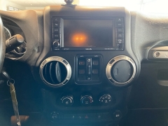 Used 2016  Jeep Wrangler Unlimited 4WD 4dr Rubicon at Maxx Loans near St&period; Adrian&comma; MI