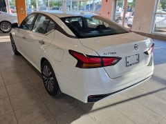 Used 2025  Nissan Altima SV FWD at Maxx Loans near St&period; Adrian&comma; MI