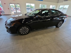 Used 2025  Nissan Altima SV FWD at Maxx Loans near St&period; Adrian&comma; MI