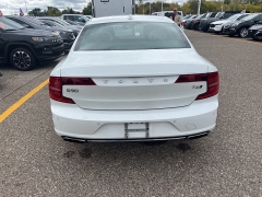 Used 2017 Volvo S90 4d Sedan AWD T6 Momentum at Maxx Loans near St. Adrian, MI