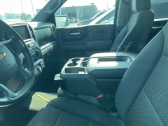 Used 2021 Chevrolet Silverado 1500 4WD Crew Cab Custom at Maxx Loans near St. Adrian, MI