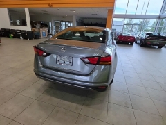 Used 2022  Nissan Altima 2&period;5 SV Sedan at Maxx Loans near St&period; Adrian&comma; MI