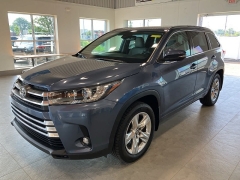 Used 2019 Toyota Highlander Limited V6 AWD (Natl) at Maxx Loans near St. Adrian, MI