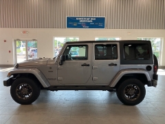 Used 2016 Jeep Wrangler Unlimited 4WD 4dr 75th Anniversary at Maxx Loans near St. Adrian, MI
