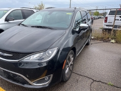 Used 2020 Chrysler Pacifica Limited FWD at Suburban Ford of Sterling Heights near Sterling Heights, MI