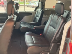 Used 2015 Chrysler Town & Country 4d Wagon Touring L at Suburban Ford of Sterling Heights near Sterling Heights, MI