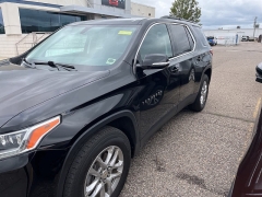 Used 2019 Chevrolet Traverse 4d SUV AWD LT Cloth w/1LT at Suburban Ford of Sterling Heights near Sterling Heights, MI