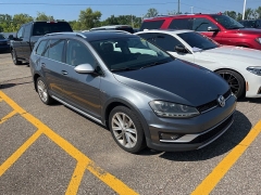 Used 2017 Volkswagen Golf Alltrack 1.8T DSG at Maxx Loans near St. Adrian, MI
