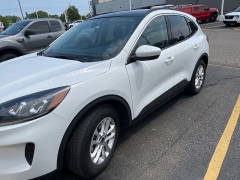 Used 2020 Ford Escape 4d SUV FWD SE at Suburban Ford of Sterling Heights near Sterling Heights, MI
