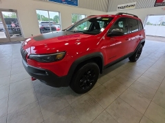 Used 2019  Jeep Cherokee Trailhawk Elite 4x4 at Maxx Loans near St&period; Adrian&comma; MI