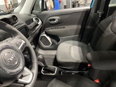 Used 2021 Jeep Renegade Latitude 4x4 at Suburban Ford of Sterling Heights near Sterling Heights, MI