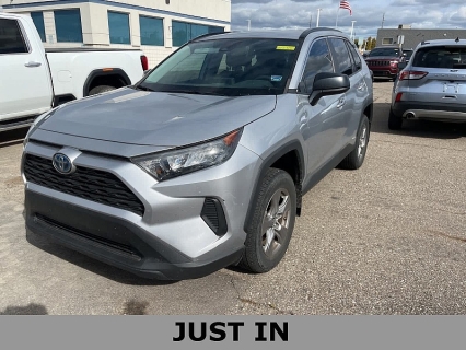 2022 Toyota RAV4 LE's photo