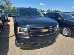 Used 2012  Chevrolet Suburban 1500 SUV 4WD LT at Maxx Loans near St&period; Adrian&comma; MI