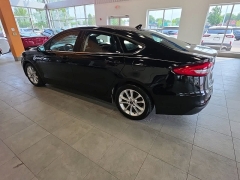 Used 2020  Ford Fusion 4d Sedan FWD SE 1&period;5L EcoBoost at Maxx Loans near St&period; Adrian&comma; MI