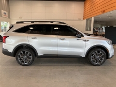 Used 2022 Kia Sorento X-Line SX Prestige AWD at Suburban Ford of Sterling Heights near Sterling Heights, MI