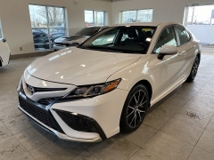 2024 Toyota Camry SE Auto at Maxx Loans near St&period; Adrian&comma; MI
