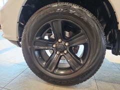 Used 2019  Ram 1500 Classic Express 4x4 Quad Cab 6'4" Box at Maxx Loans near St&period; Adrian&comma; MI