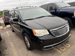Used 2013  Chrysler Town & Country 4d Wagon Touring at Maxx Loans near St&period; Adrian&comma; MI