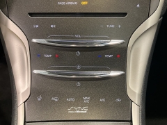 Used 2015  Lincoln MKZ Hybrid 4d Sedan at Maxx Loans near St&period; Adrian&comma; MI