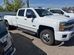 Used 2019 Chevrolet Silverado 3500HD 4WD Crew Cab 167.7" High Country at Suburban Ford of Sterling Heights near Sterling Heights, MI