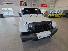 Used 2016  Jeep Wrangler Unlimited 4WD 4dr Sahara at Maxx Loans near St&period; Adrian&comma; MI