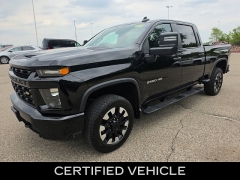 Used 2020  Chevrolet Silverado 2500HD 4WD Crew Cab 159" Custom at Maxx Loans near St&period; Adrian&comma; MI