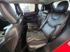 Used 2019  Jeep Cherokee Trailhawk Elite 4x4 at Maxx Loans near St&period; Adrian&comma; MI