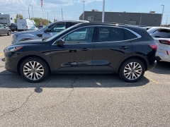 Used 2022 Ford Escape Titanium AWD at Suburban Ford of Sterling Heights near Sterling Heights, MI