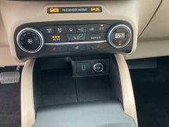 Used 2020 Ford Escape 4d SUV AWD SEL 2.0L at Maxx Loans near ,