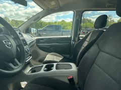 Used 2013  Dodge Grand Caravan 4d Wagon SXT at Maxx Loans near St&period; Adrian&comma; MI
