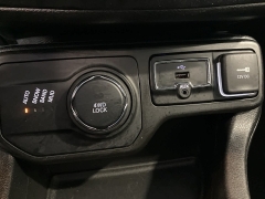 Used 2019 Jeep Renegade Latitude 4x4 at Maxx Loans near St. Adrian, MI