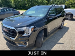 Used 2024 GMC Terrain FWD 4dr SLT at Suburban Ford of Sterling Heights near Sterling Heights, MI