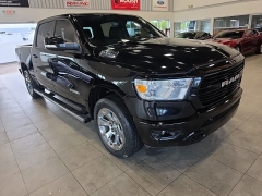 Used 2021  Ram 1500 Big Horn 4x4 Crew Cab 5'7" Box at Maxx Loans near St&period; Adrian&comma; MI